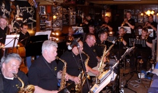 CottonClub BigBand City Jazz Walk: Cotton Club Big Band jazzinhamburg