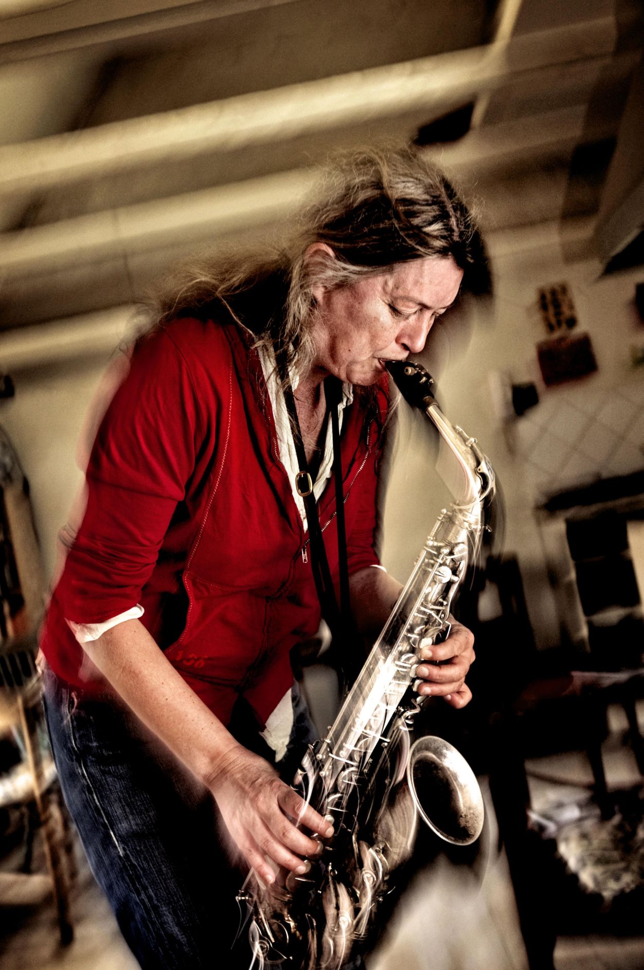 6.11. Lotte Anker.300dpi Multiphonics: Lotte Anker (solo saxes) + Trio Andrew Dewer stubnitz